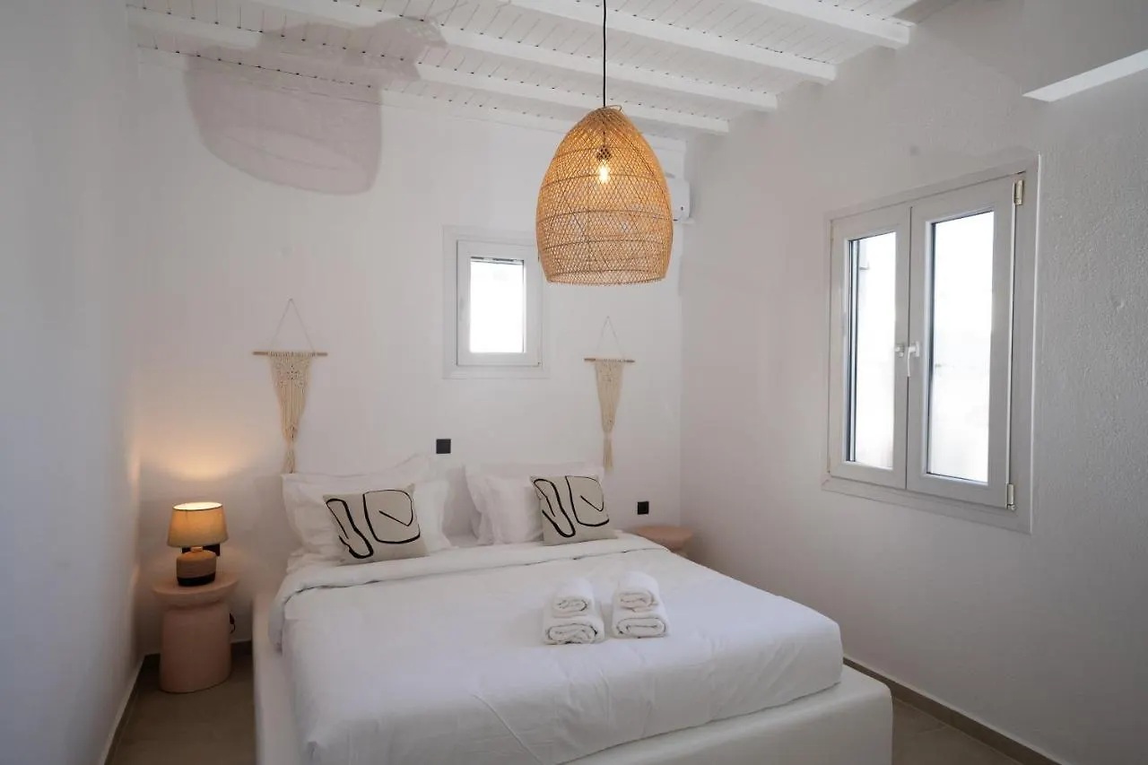 Loom Suite Ornos Mykonos Town 0*,
