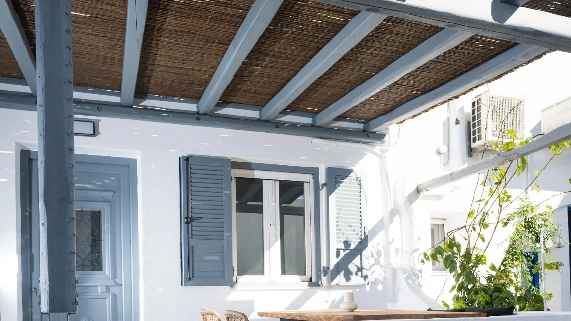 Loom Suite Ornos Mykonos Town Grecia